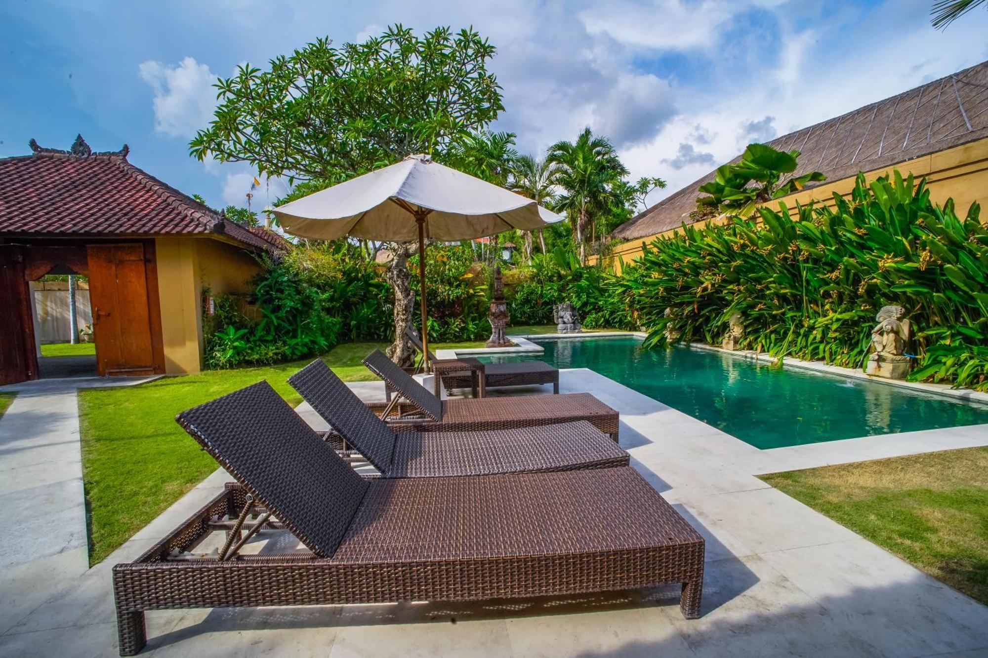 Bali Dyana Villas เซมินยัค ภายนอก รูปภาพ